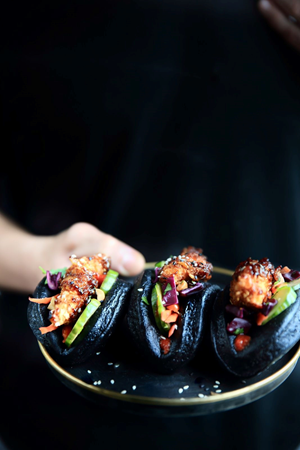 Bao Black Steambun